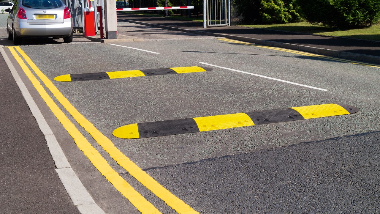 Tope de Goma: Máxima Protección para tu Estacionamiento